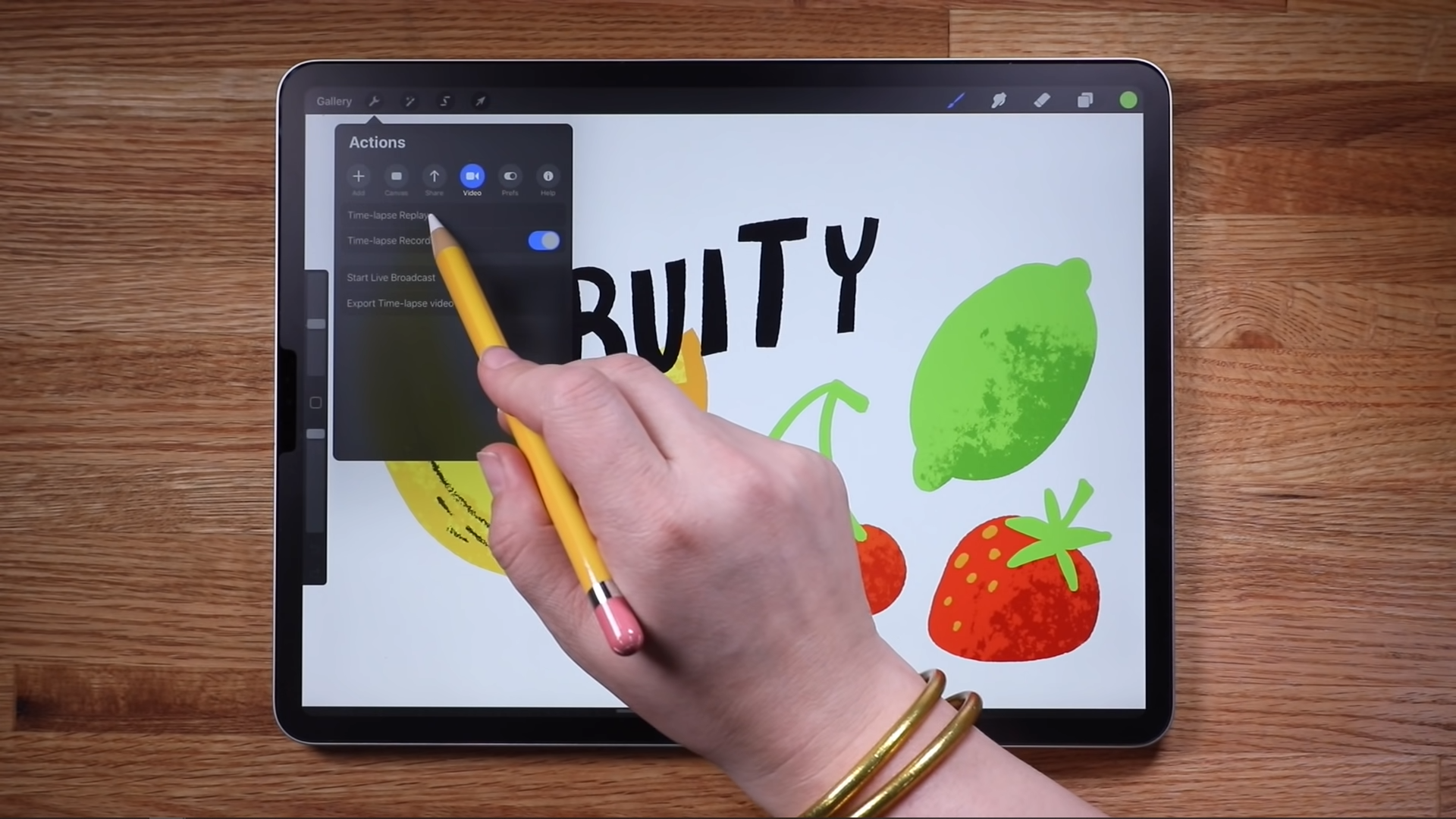 procreate how to turn on free draw